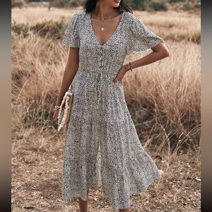 Elegant Black and White Floral Maxi Dress